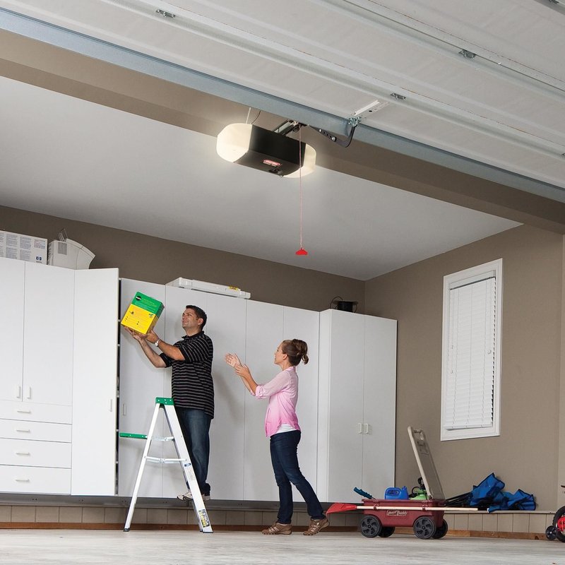 Comparing Garage Door Opener Light Timers: Customizing Illumination Duration