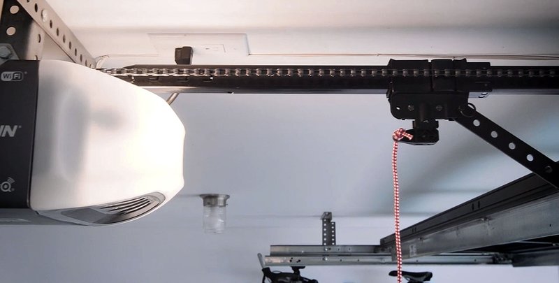 Garage Door Openers With Different Force Settings: Manual Vs. Automatic Adjustment