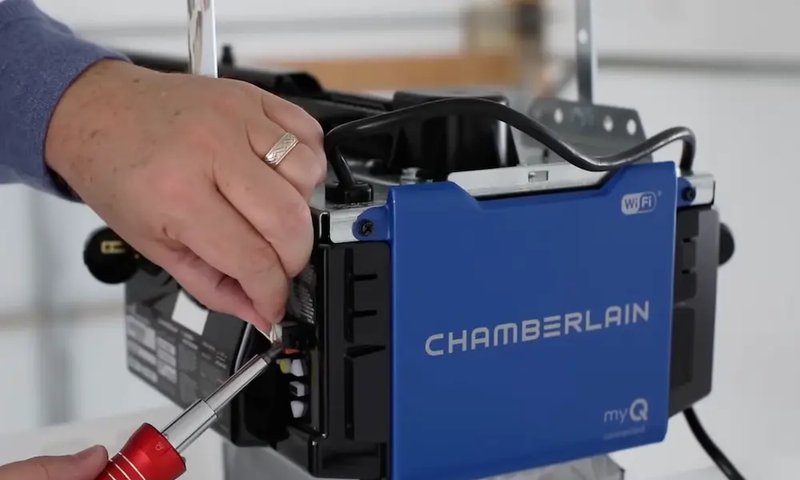 How To Fix Chamberlain Battery Backup