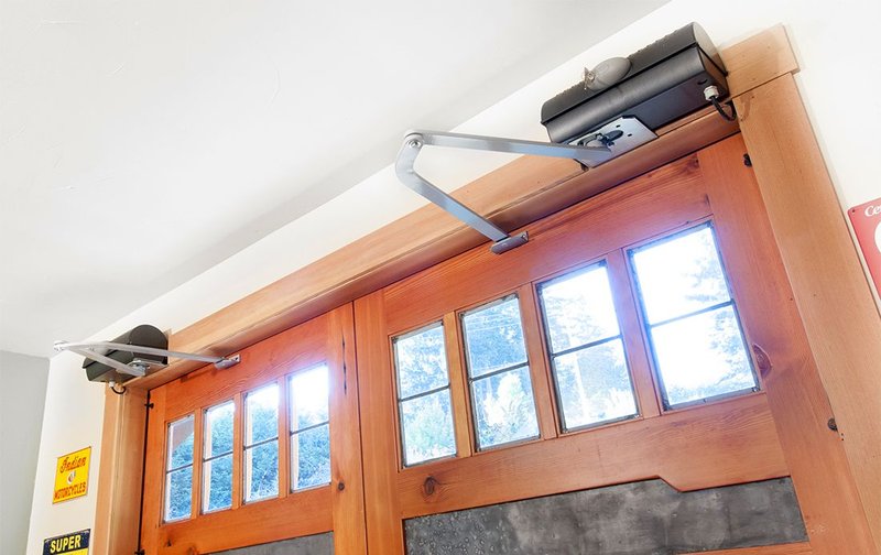 How To Troubleshoot A Garage Door Opener With A Carriage That Skips On Gaps