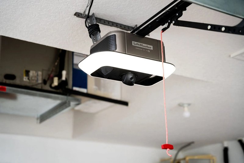 How To Use Your Garage Door Opener'S Motion-Activated Lighting