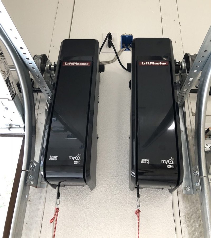 Liftmaster 8500W Review: The Premium Wall-Mounted Opener For Modern Garages