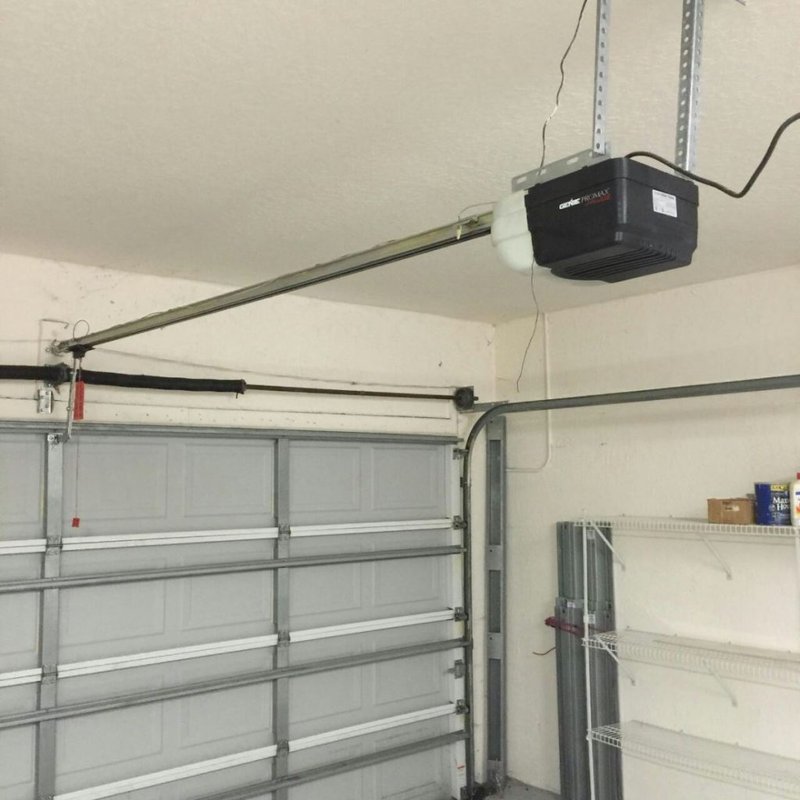 Why Choose A Heavy Duty Garage Door Opener For Your Garage?