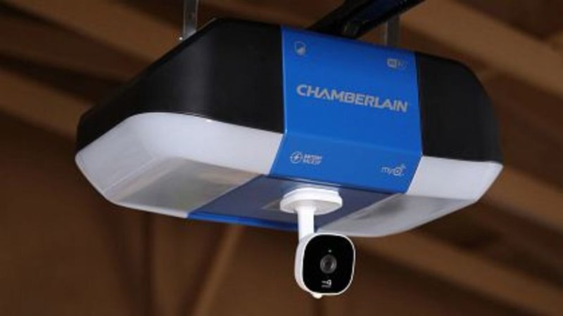 Why Choose A With Camera Motor Unit For Your Garage?